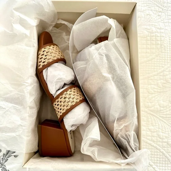 NEW in Box Anne Klein Brooke Natural Woven & Leather Slide Sandals 9M Coastal - Picture 3 of 15